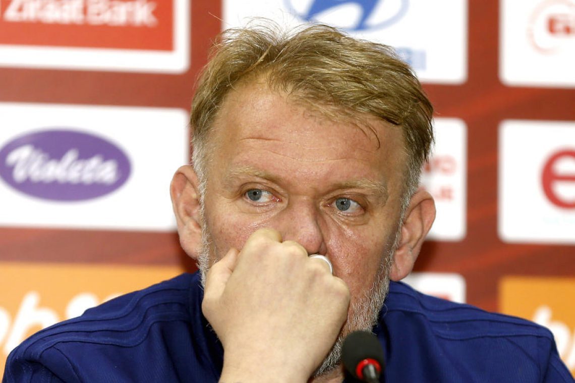 Prosinečki ni več glavni trener Olimpije, Rudonja ni več športni direktor