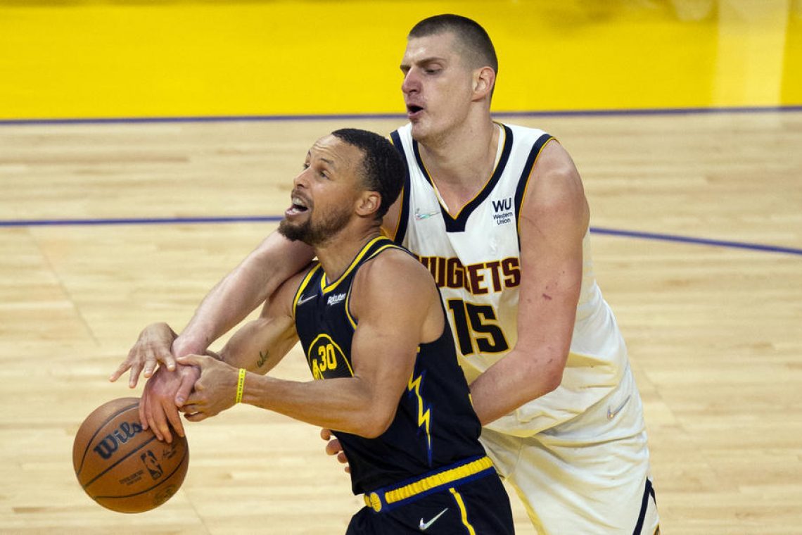 Jokić podaljšal z Denverjem za rekordni znesek
