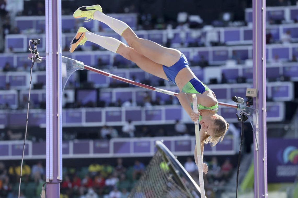 Šutejeva četrta v finalu SP, Čeh gladko v boj za medalje