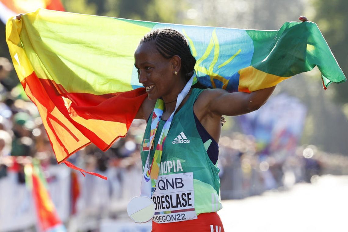 Etiopijka Gebreslase zlata v maratonu, danes na SP brez Slovencev