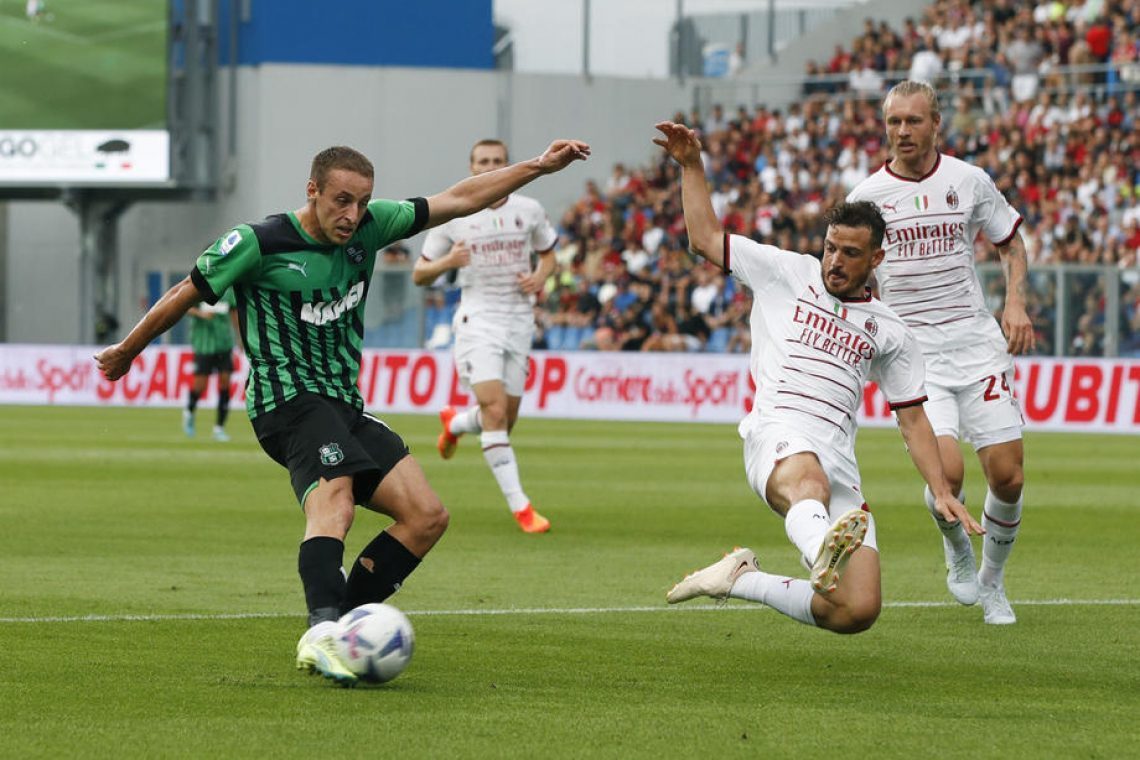 Milan za dobro milijardo evrov v roke novih lastnikov
