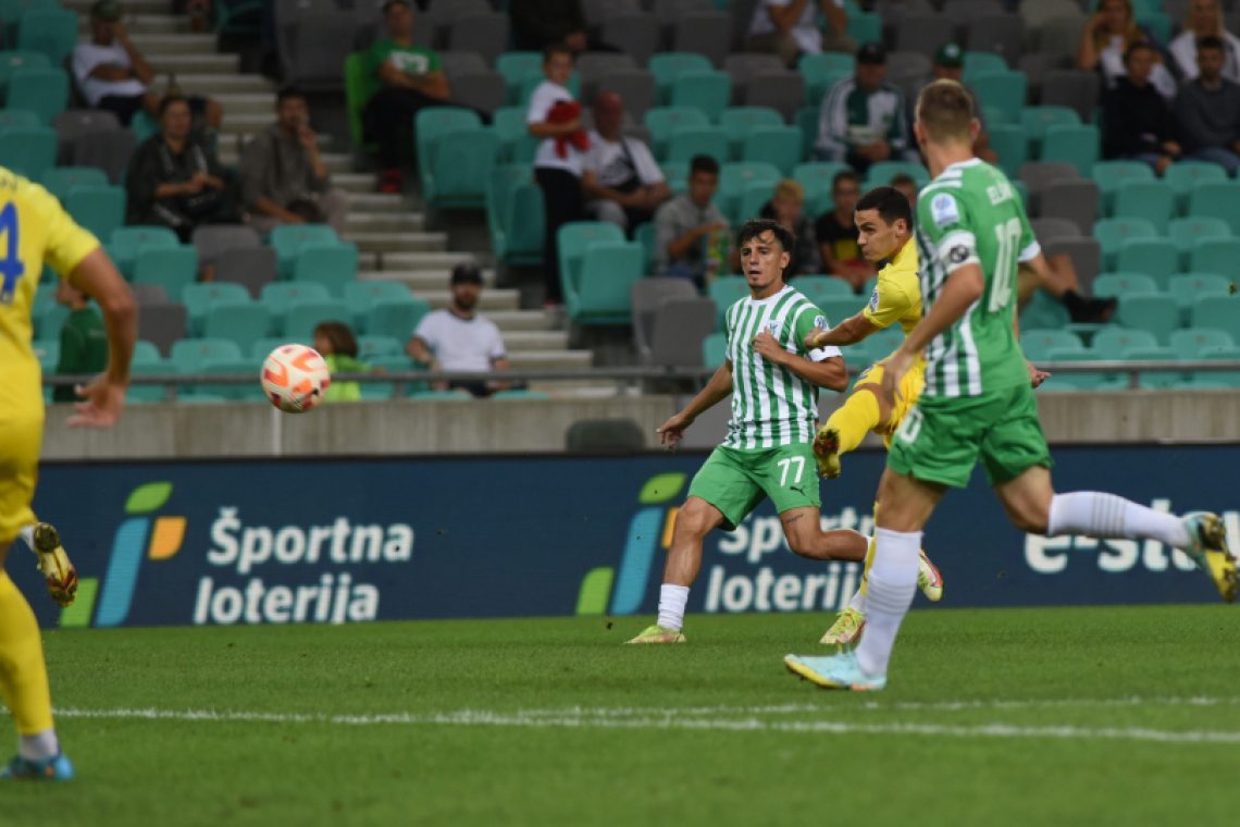 Olimpija - Domžale 3:2 (0:2)