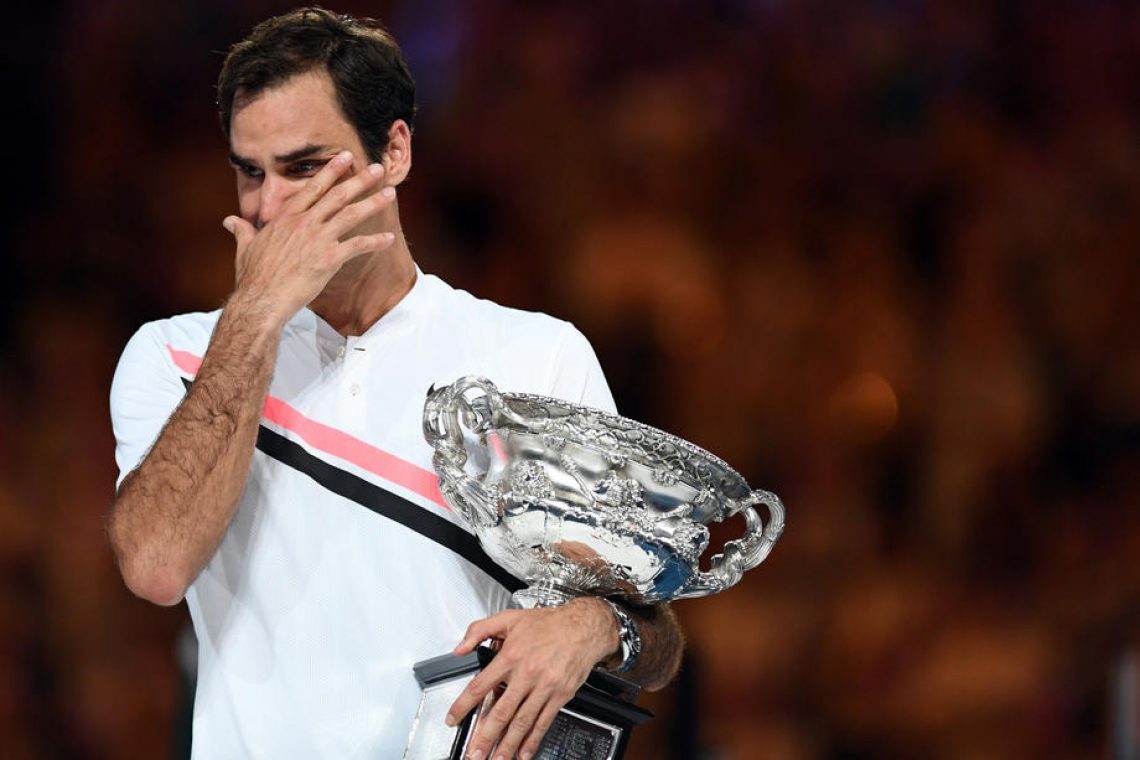 Serena Williams z dobrodošlico Federerju v klubu upokojencev