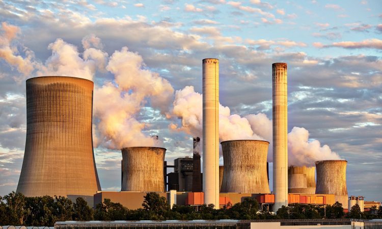 DZ potrdil nove ukrepe za spopad z energetsko krizo