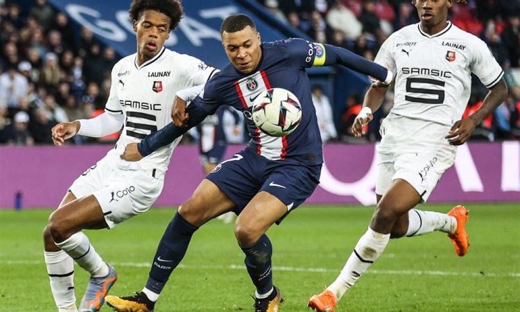 Rennes v Parku princev ugnal PSG