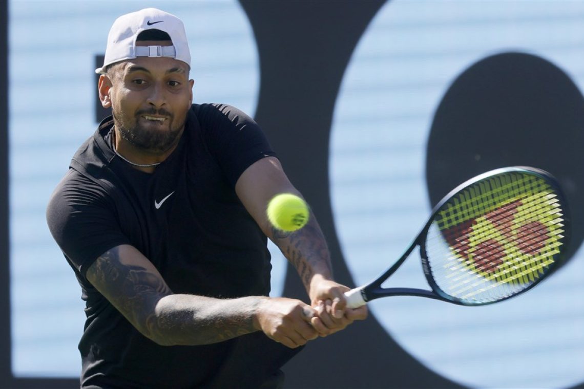 Kyrgios neuspešen ob vrnitvi na igrišča 