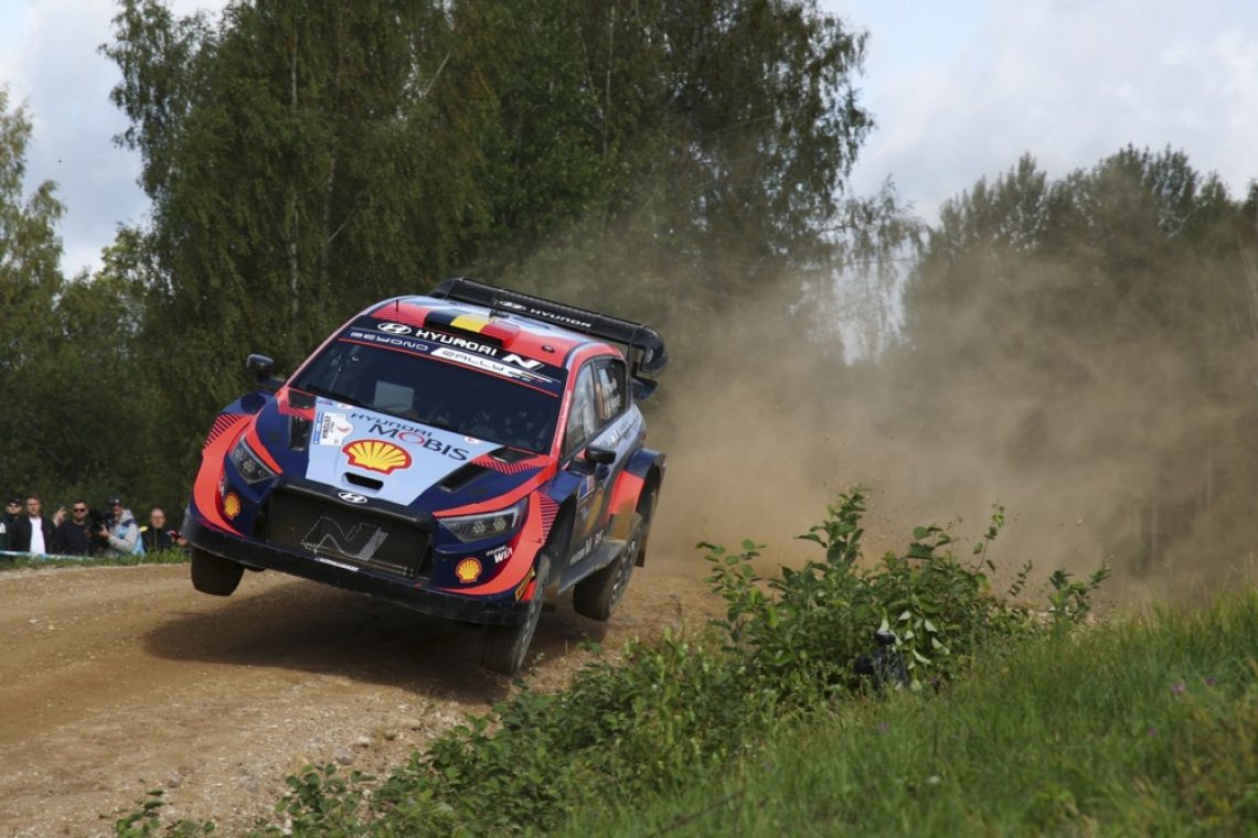 Neuville najbolje začel srednjeevropski reli