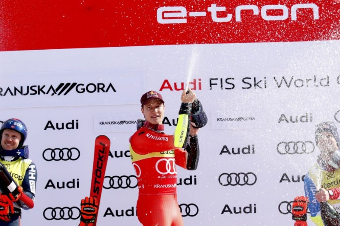 Snežni kontrolor prižgal zeleno luč Zlati lisici v Kranjski Gori