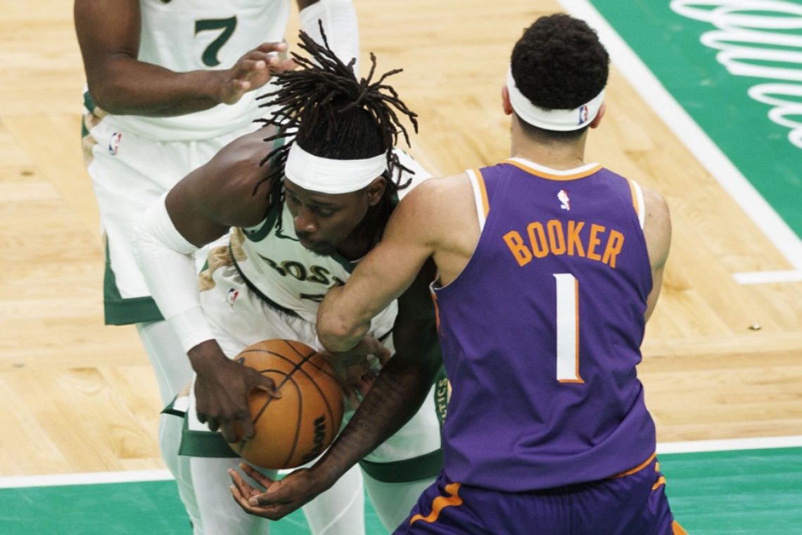 Pelikani, tekmeci Dallasa, v NBA izgubili