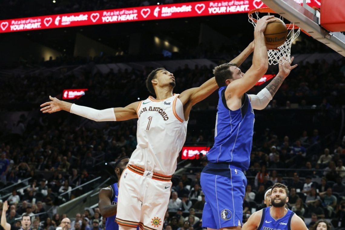 Dallasu 46. zmaga v ligi NBA, Luka Dončić pri 25 točkah