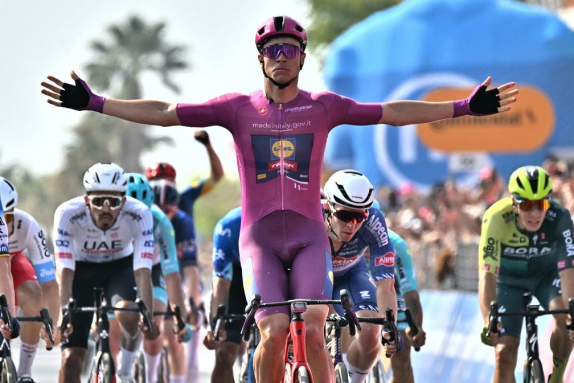 Jonathan Milan zmagovalec 11. etape Gira