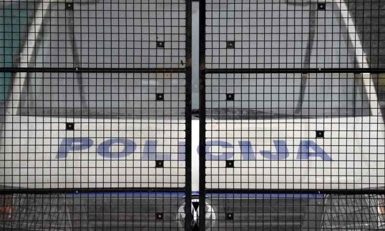 V Mariboru odkrit primer trgovine z ljudmi, osumljenca v priporu