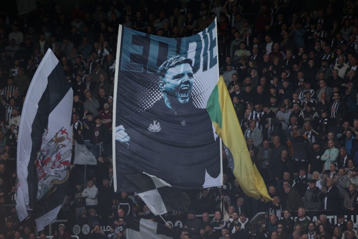 Trener Newcastla Eddie Howe zaradi pljučnice ostaja v bolnišnici