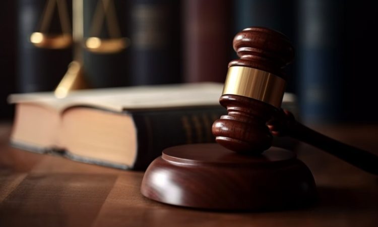 Celjsko sodišče Janši in soobtoženima v zadevi Trenta izreklo oprostilno sodbo