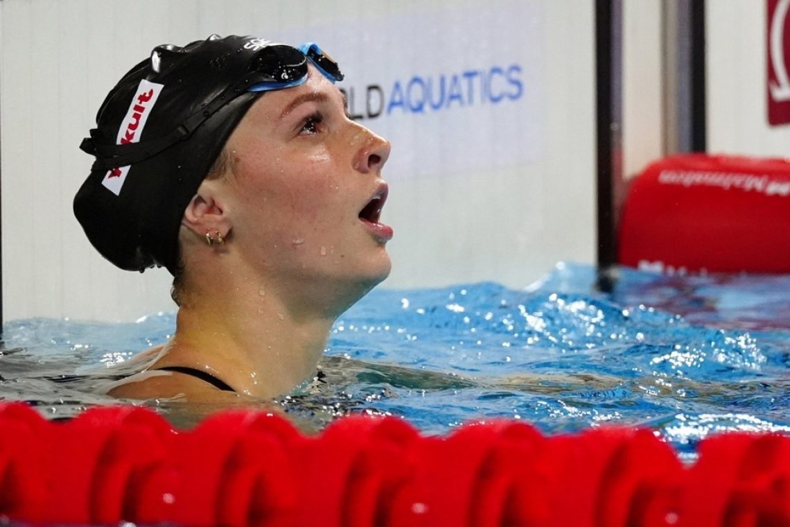 Summer McIntosh odplavala nov svetovni rekord na 200 mešano