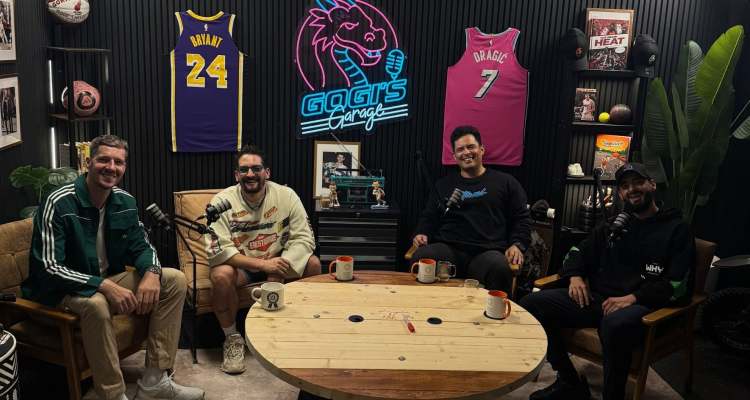 Dragić z novim podcastom odpira vrata svoje garaže