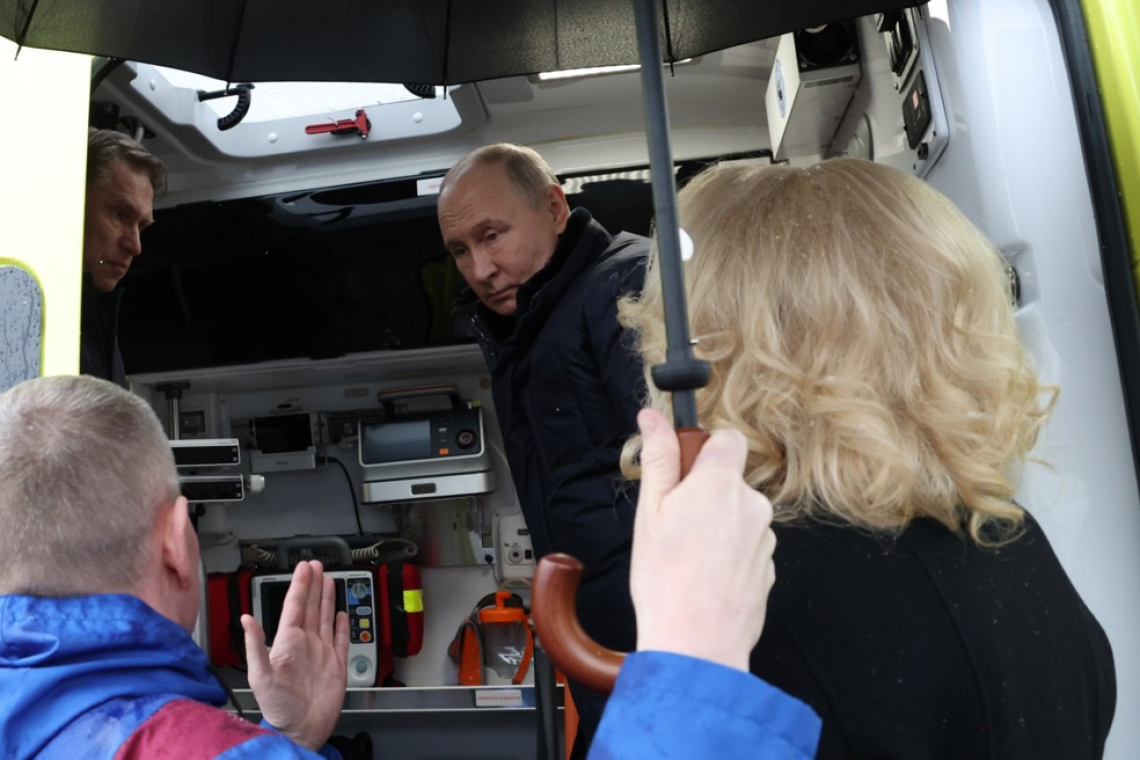 Ukrajinski dron zadel stanovanjsko poslopje v Moskvi