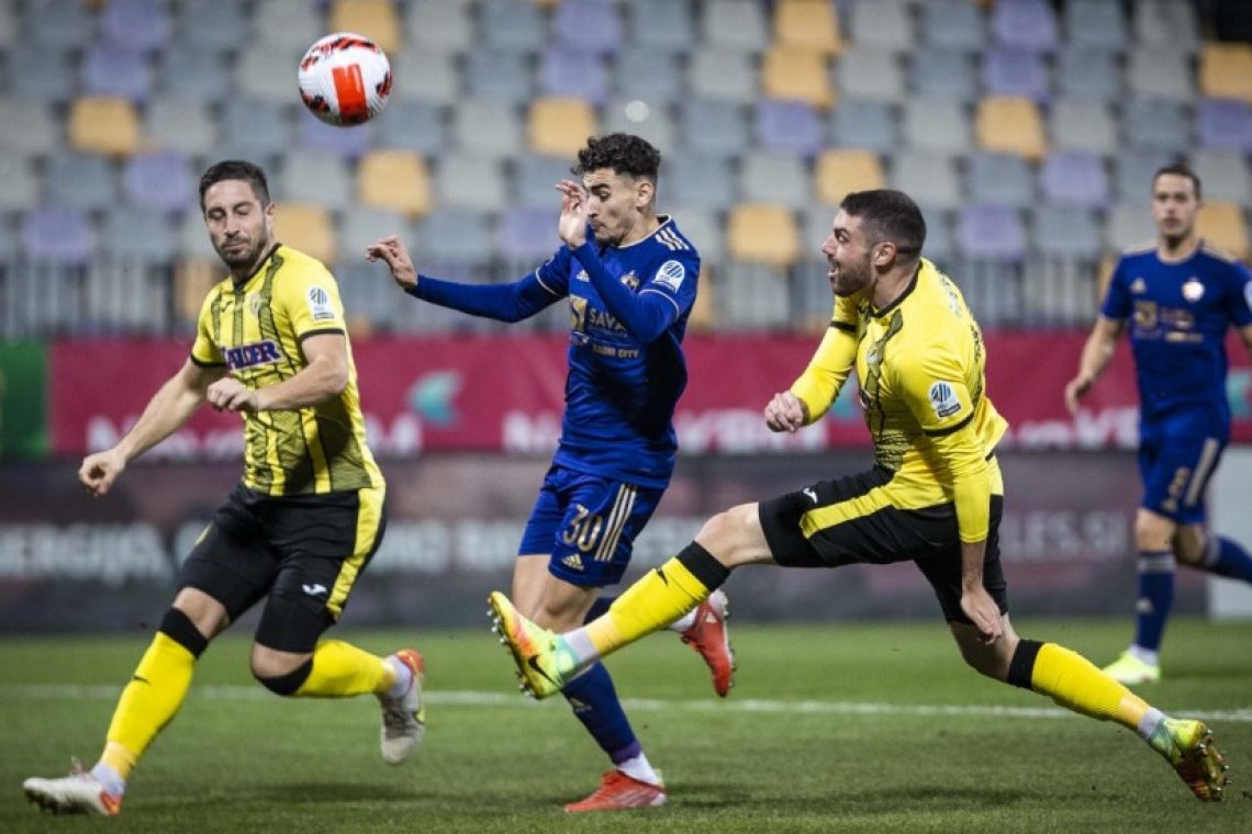 Maribor le s točko