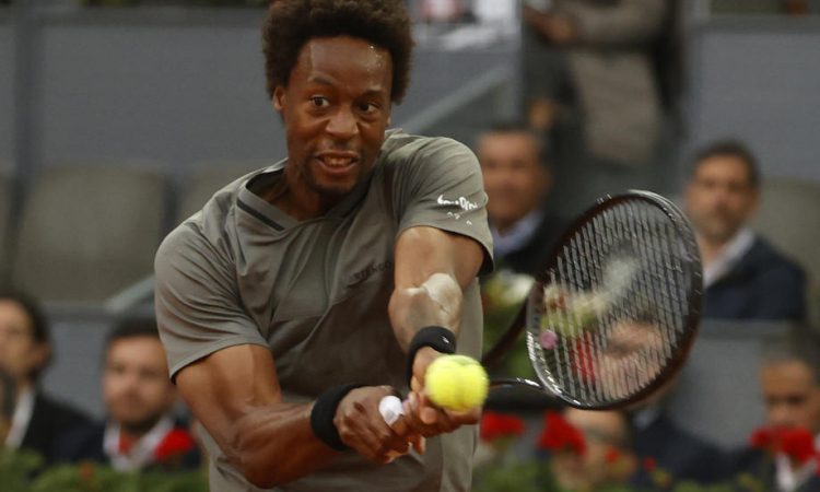Gael Monfils odpovedal svoj nastop v Parizu