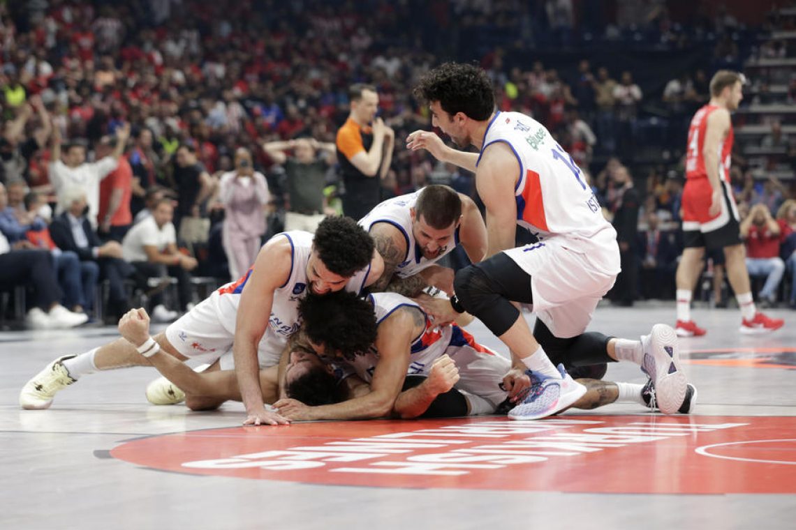 Real Madrid enajstič ali Anadolu Efes drugič zapored