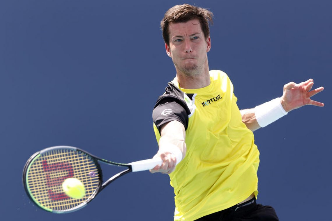 Bedene v Parizu med dvojicami končal v prvem krogu