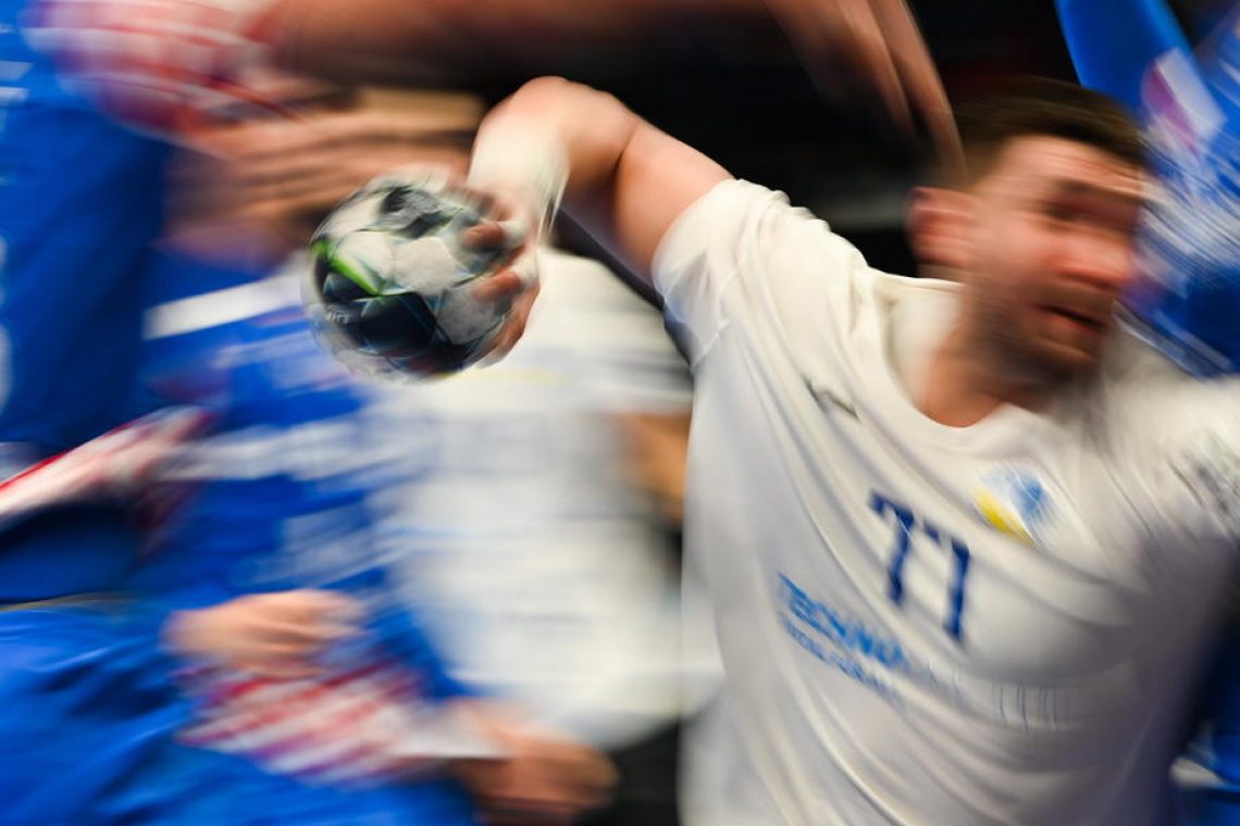 V torek v Zlatorogu odpirali penino, danes parada prvakov