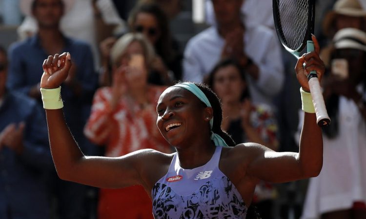 Iga Swiatek in Coco Gauff finalistki Roland Garrosa