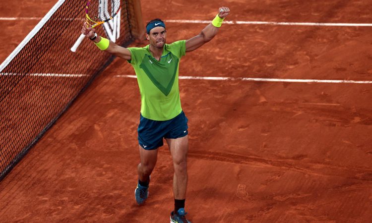 Nadal po grozljivem zvinu Zvereva v finale