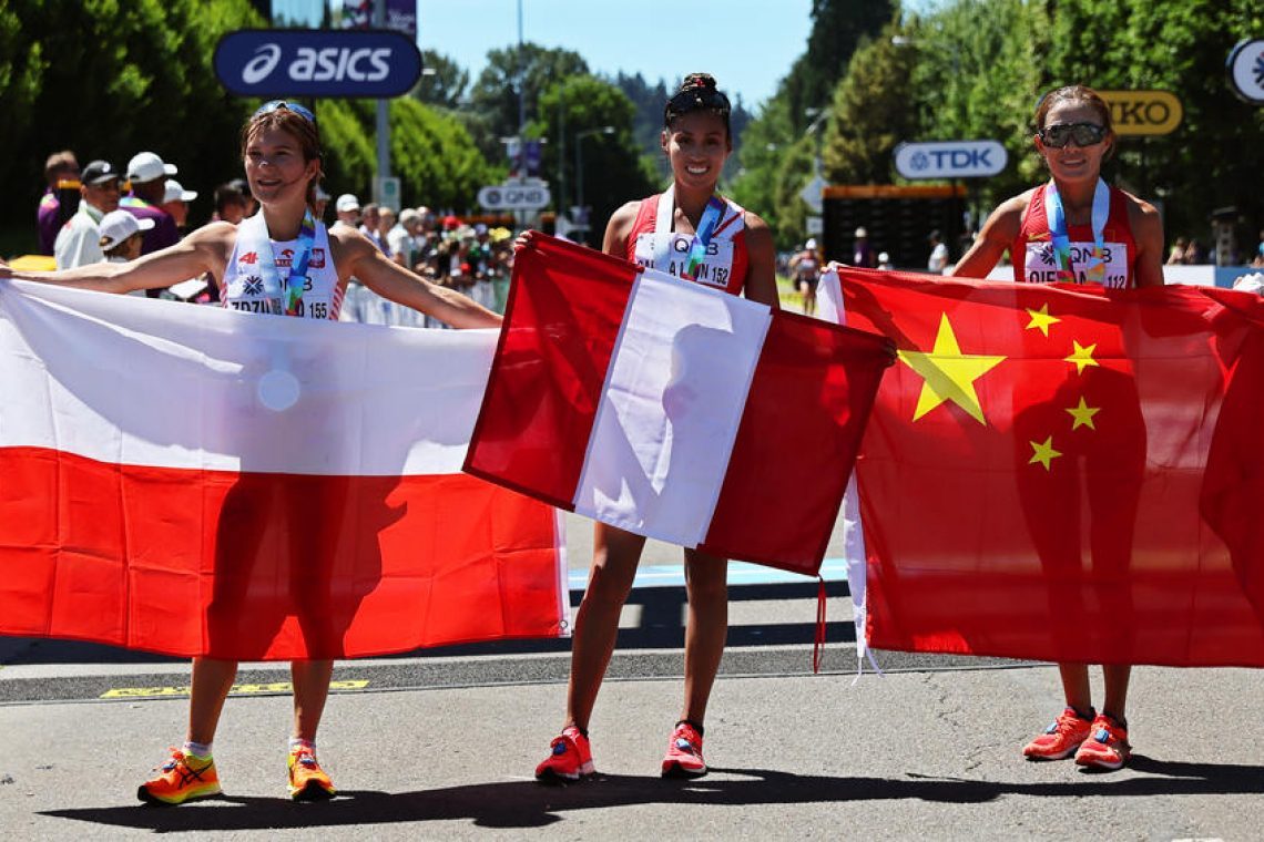 Prve zlate medalje na SP v Peru, na Japonsko in Dominikansko republiko