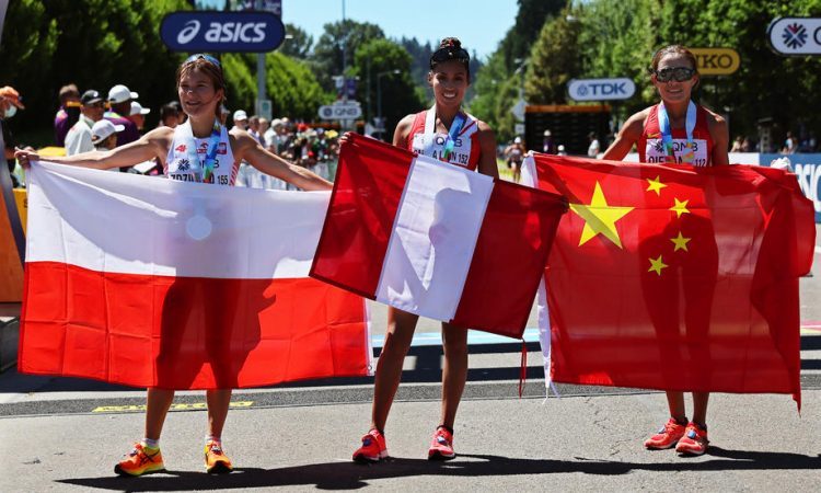 Prve zlate medalje na SP v Peru, na Japonsko in Dominikansko republiko