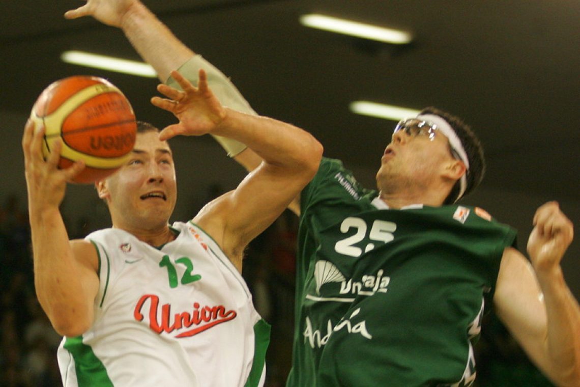Milić k Dončiću v Dallas?