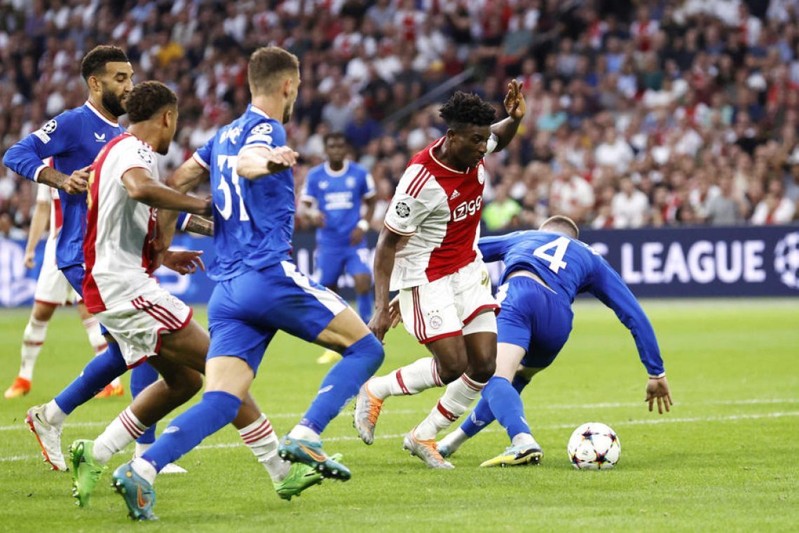 Visoki zmagi Ajaxa in Sportinga