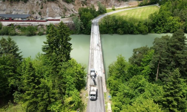 Po letu in pol bo stekel promet čez ruški most