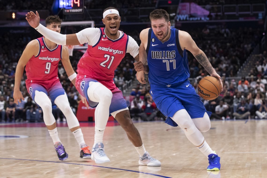Dončić s trojnim dvojčkom popeljal Dallas do zmage nad Denverjem 