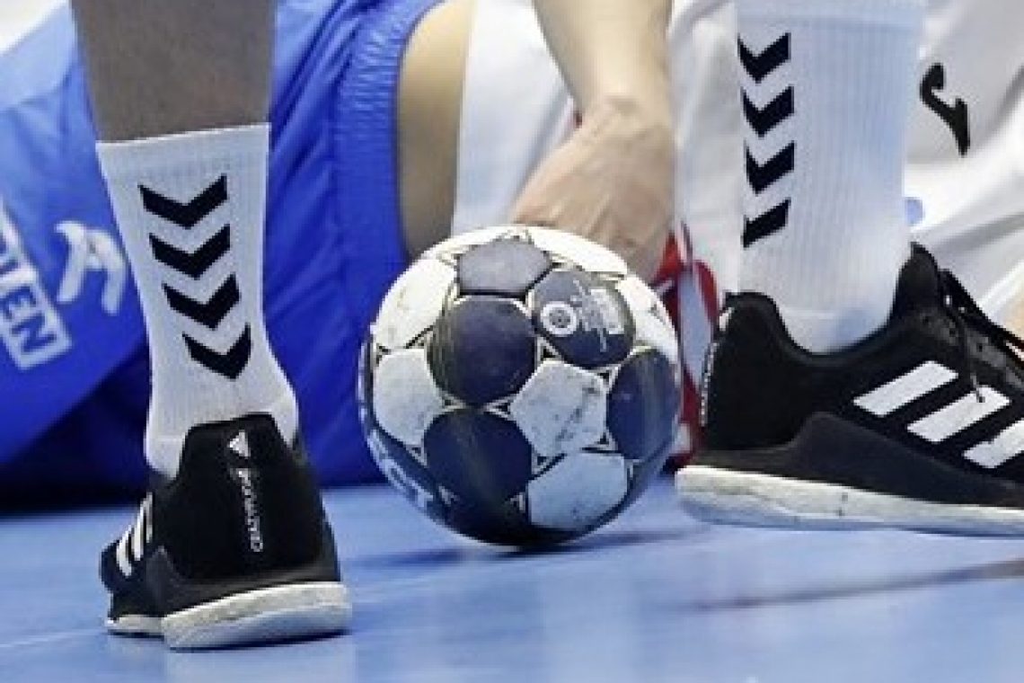 LL Grosist Slovan - Dobova 20:23 (11:11)