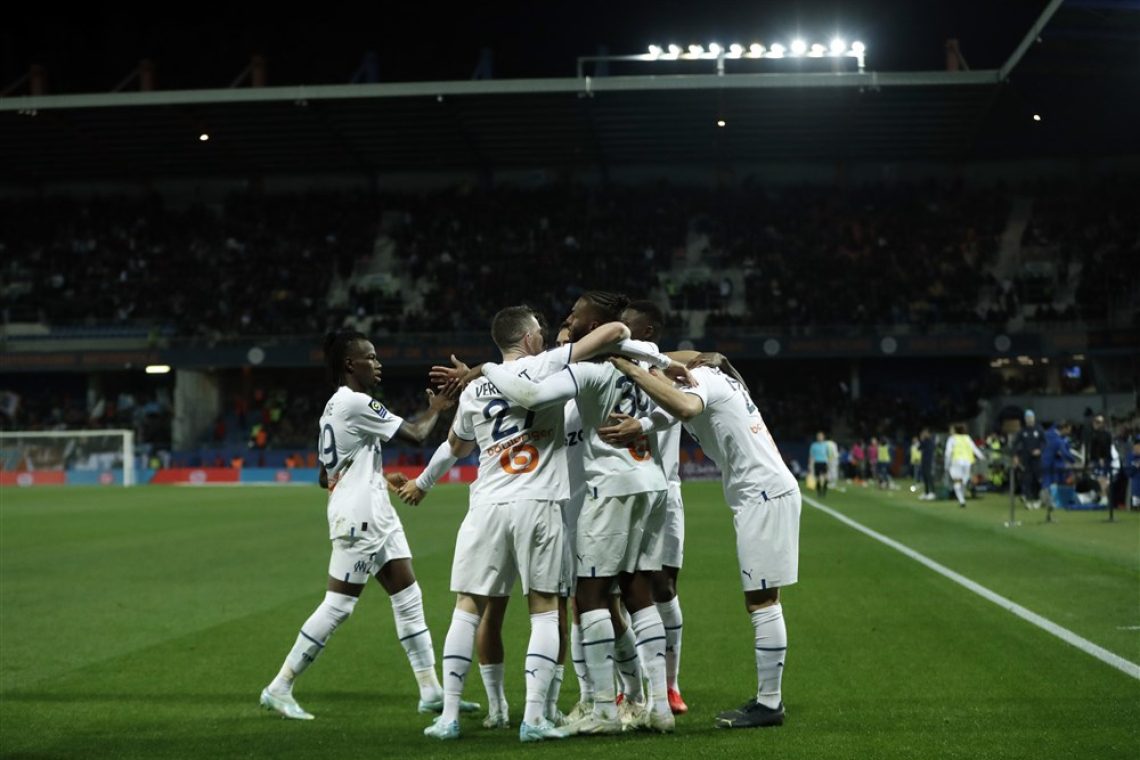 Lens in Marseille sledita Parižanom