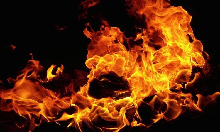 Zagorelo v večstanovanjski stavbi v Izoli