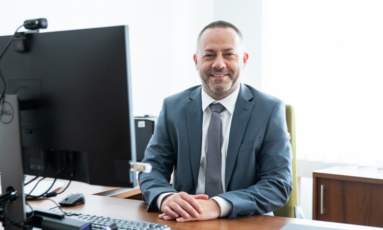 Minister ob dnevu zdravja: Pomanjkanje zdravstvenih delavcev trenutno predstavlja enega največjih izzivov