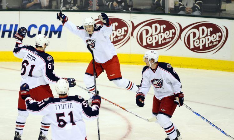Dallas izenačil v končnici NHL, Carolina povedla s 3:1