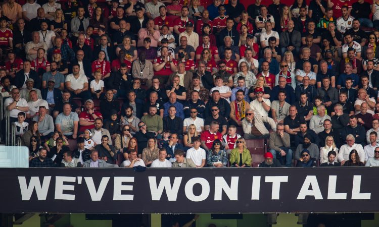 United po remiju Liverpoola potrebuje še točko za ligo prvakov