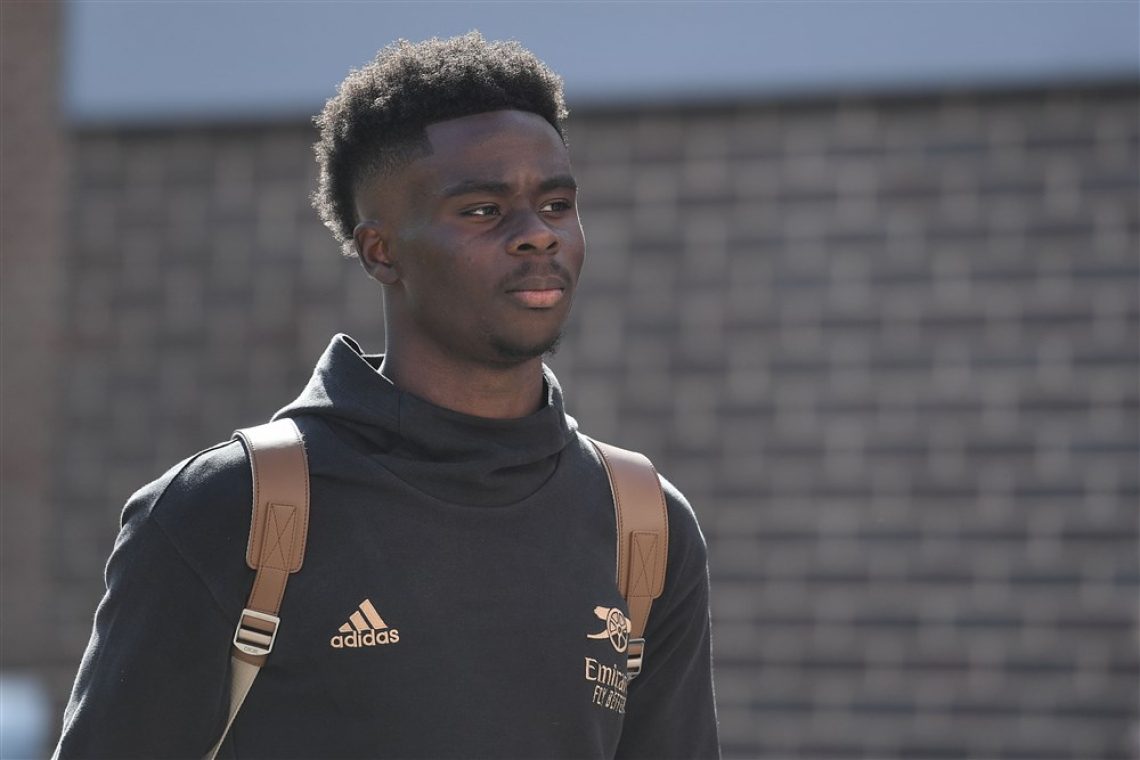 Saka obljubil večletno zvestobo Arsenalu 