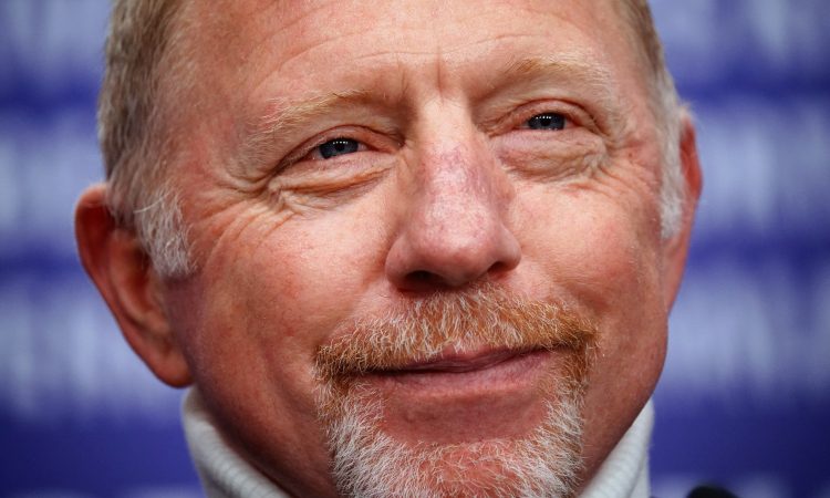 7. julij: Takrat 17-letni Boris Becker postane najmlajši zmagovalec v Wimbledonu