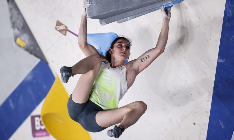 Vseh pet Slovenk v polfinalu težavnosti v Chamonixu