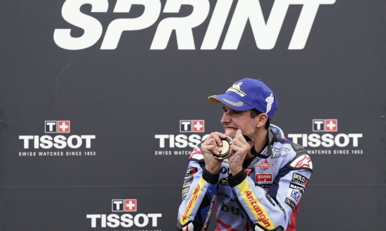 Alexu Marquezu sprinterska dirka v Silverstonu
