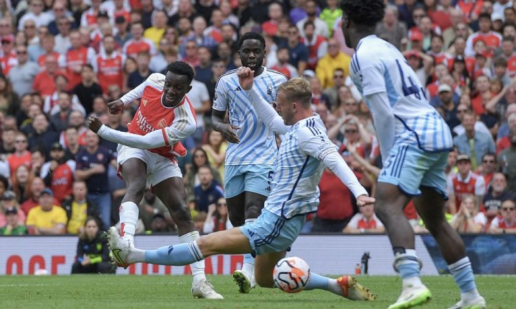 Arsenal z zmago začel novo sezono 