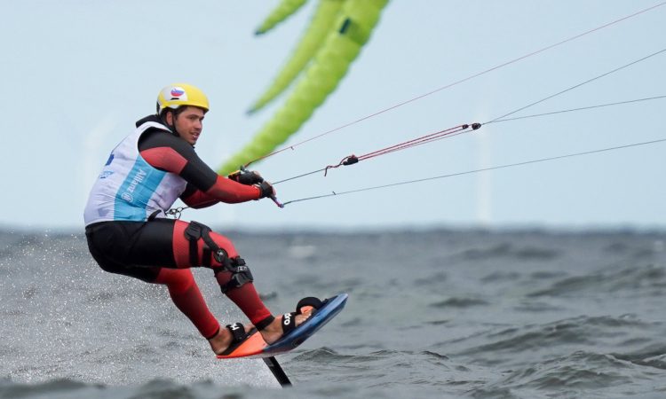 Toni Vodišek prevzel skupno vodstvo 