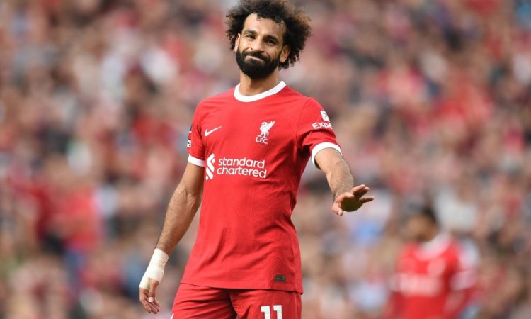 Liverpool z zmago nad Bournemouthom kljub igralcu manj