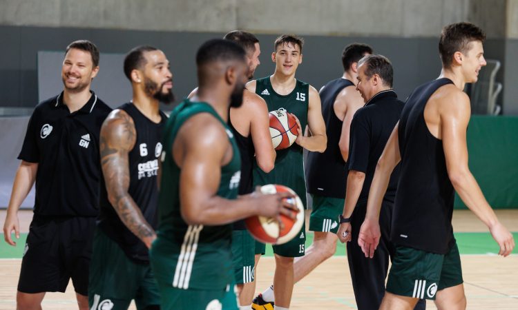 Košarkarji Cedevite Olimpije uradno začeli novo sezono