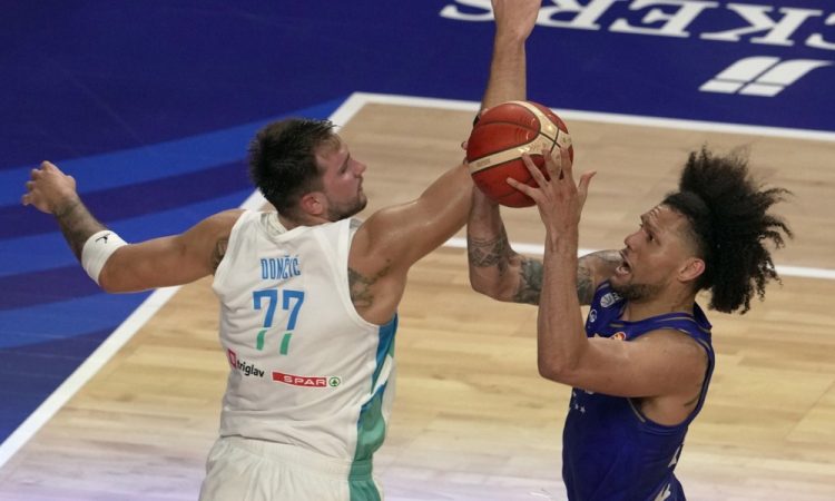 Saša Dončić: Na Okinavi je več Dončićev kot v Stožicah