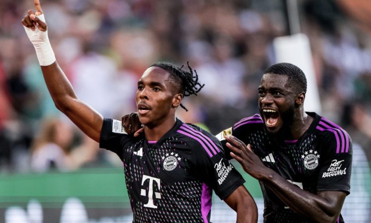 Bayern skupaj z Bayerjem na vrhu bundeslige